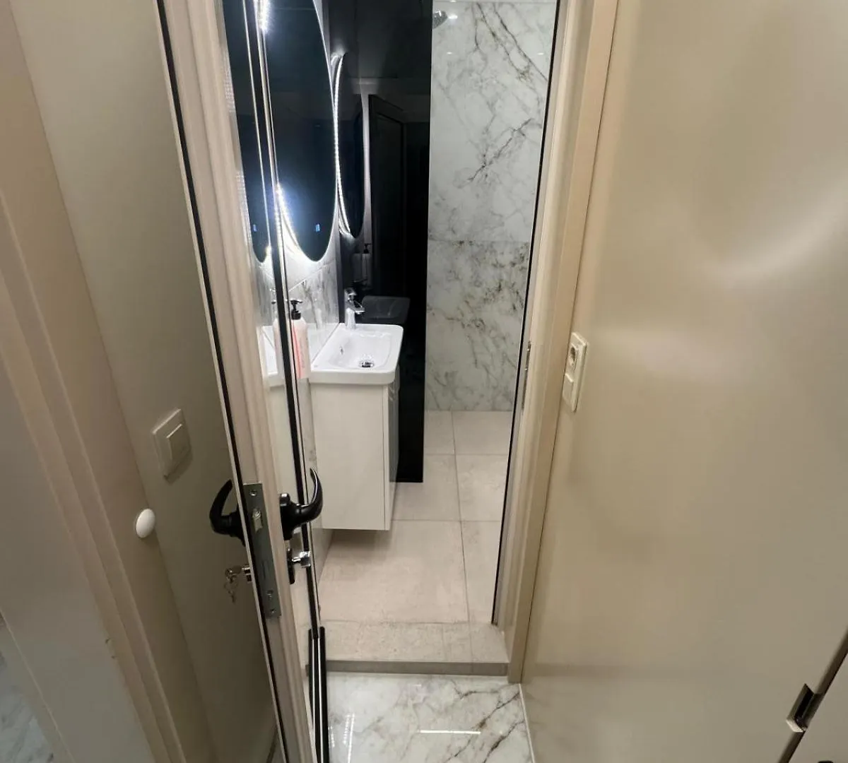 Apartment Luxurious House With Three Deluxe Rooms & Free Parking Sofia Bulgaria