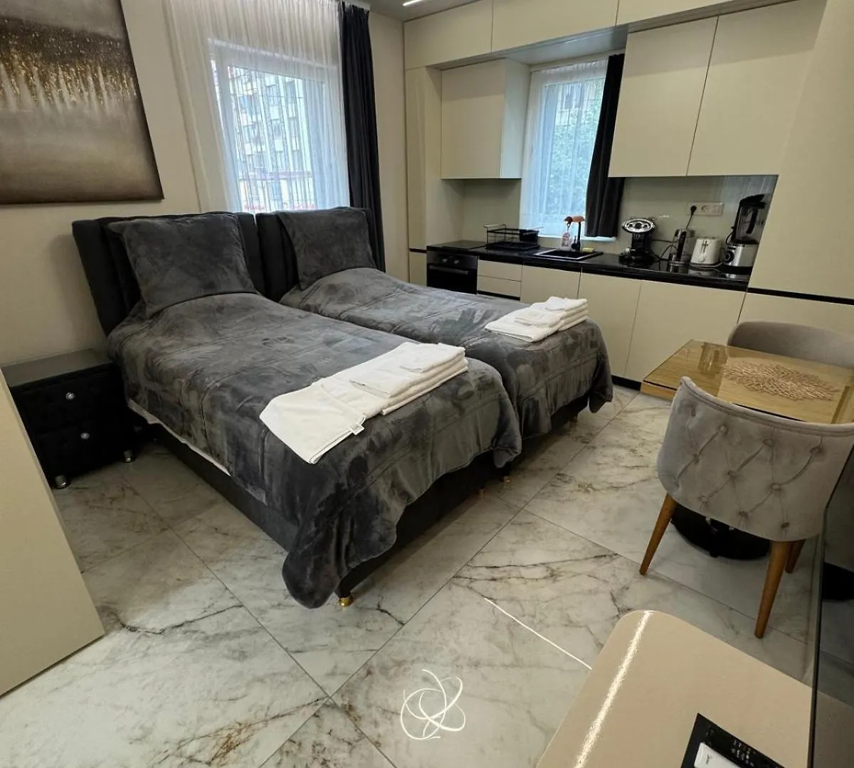 Luxurious House With Three Deluxe Rooms & Free Parking Sofia 0*,  Bulgarije